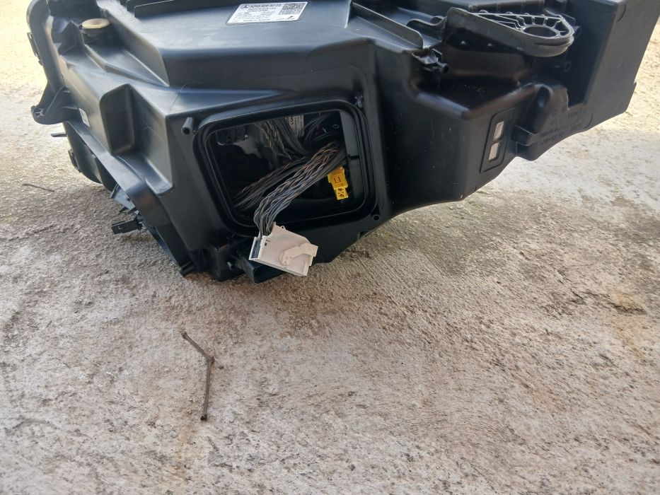 Десен фар  mercedes glc