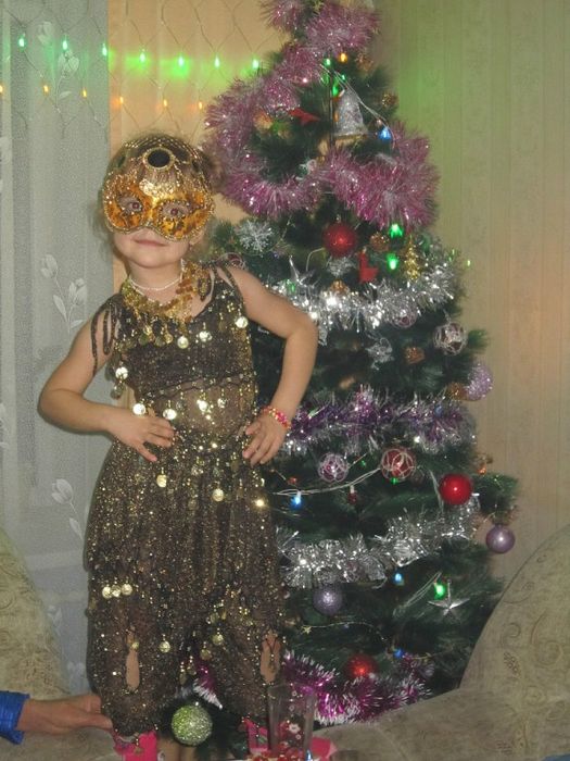 Продам костюм навргодний