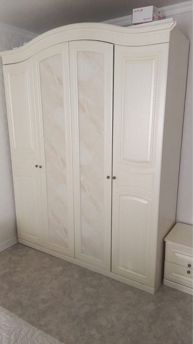 Спальная гарнитура б/у