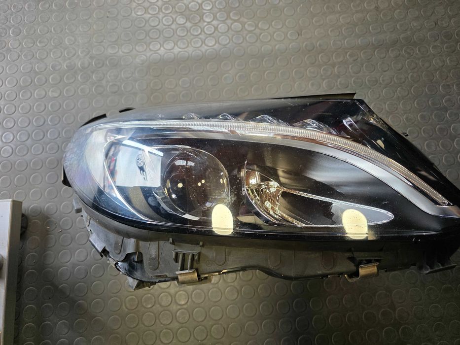 Десен необорудван фар за Mercedes C Class W205  - A 205 906 28 04