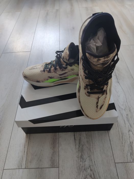 Adidași Jordan Tantum 1