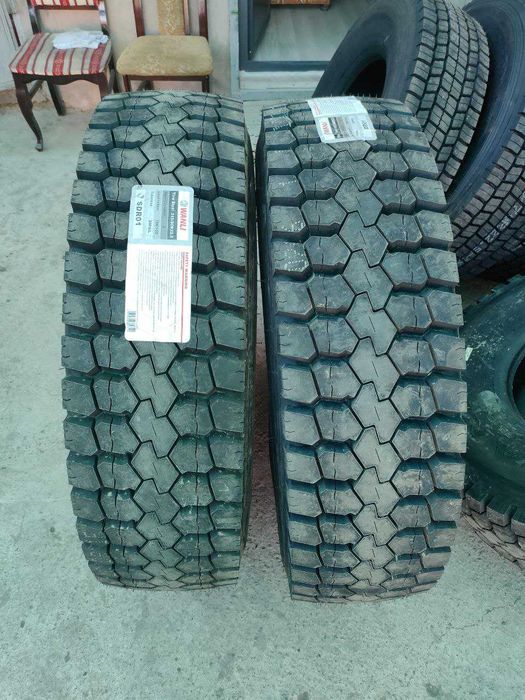 Samosval Howo Man Chakmanlarga 315/80R22.5 razmer karer balonlar bor