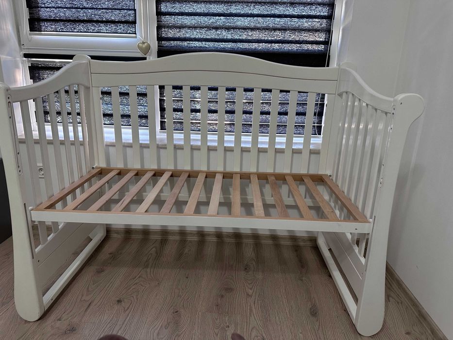 Детско Креватче + матрак +обиколки + калъфче против намокряне