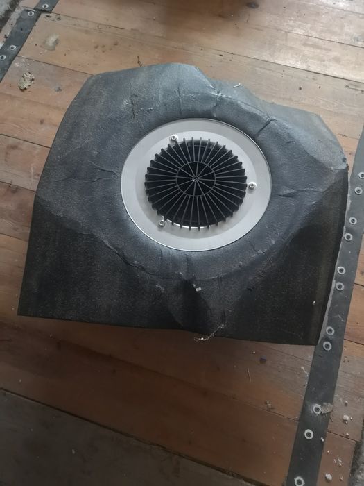 Воронка за покрив с битумна пола