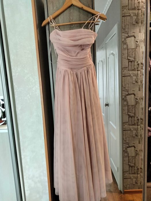 Продам нежное розовое платье