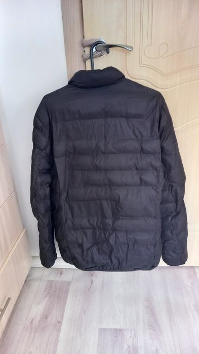 Продам мужскую  куртку