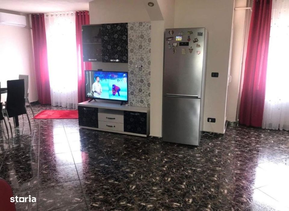 Apartament decomandat 3 camere, 71.86 mp, 2 bai, zona 1 Mai — fotografia 3