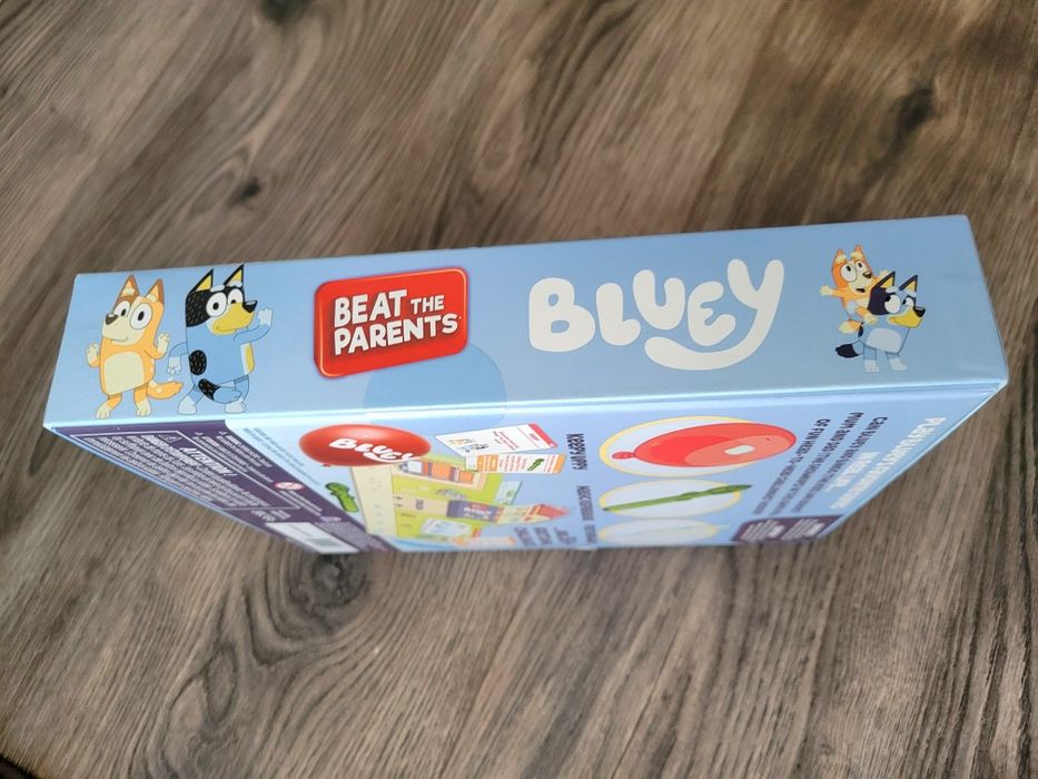 Bluey настолна игра Beat the Parents - нова,на английски