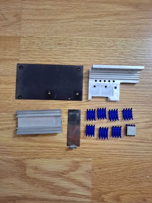 Radiatore racire piese electronice, finali amplificare, tranzistori