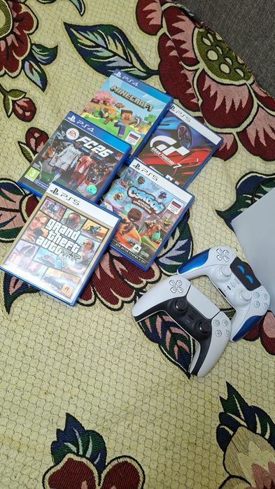 Продаём Playstation 5