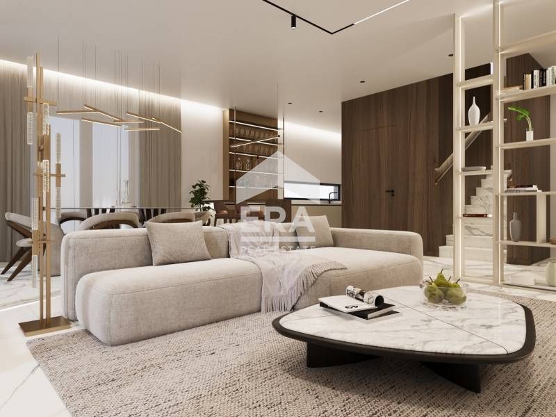 Двуетажна новострояща се къща за продажба, с гараж и двор, в горната ч