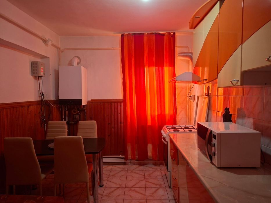 Vand apartament 2 camere