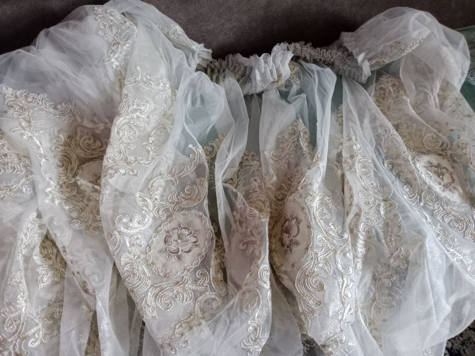Продам тюль почти новый 35000