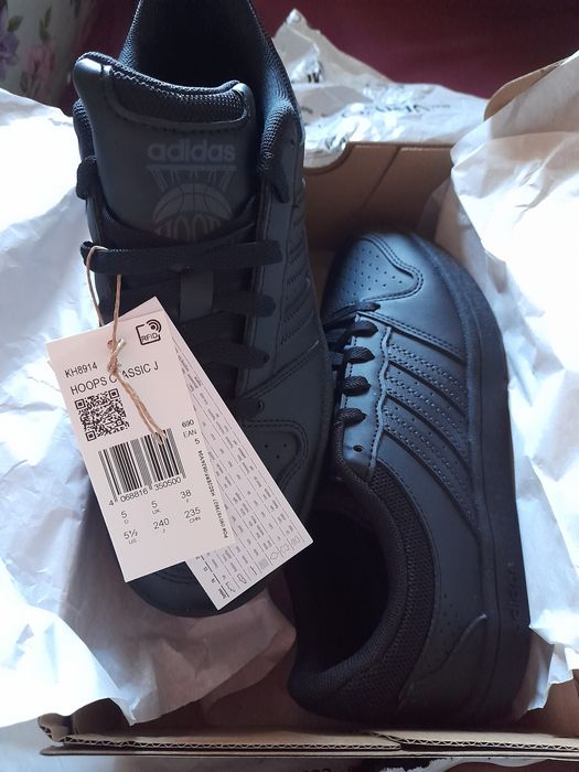 Маратонки Adidas N 38