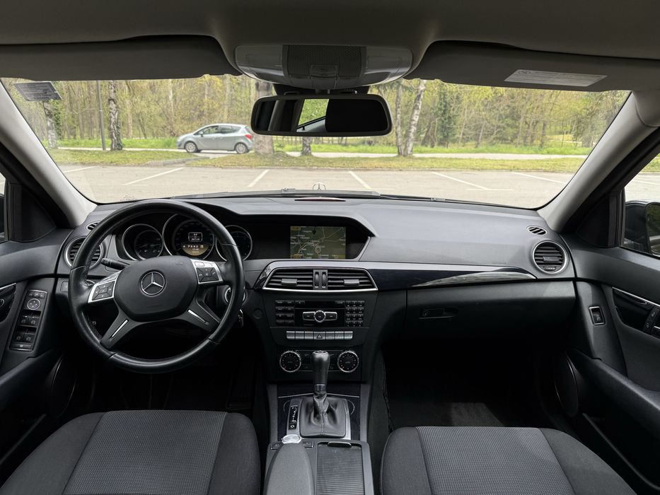 Mercedes-Benz C 220 FACELIFT