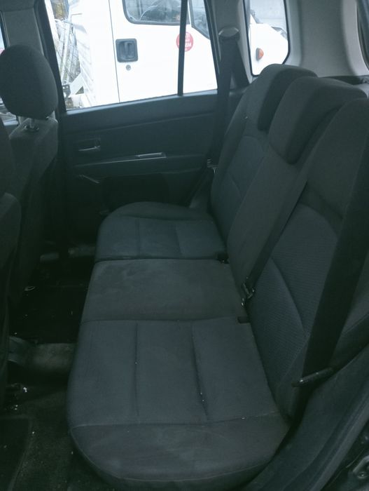 Vând autoturism Mazda 2