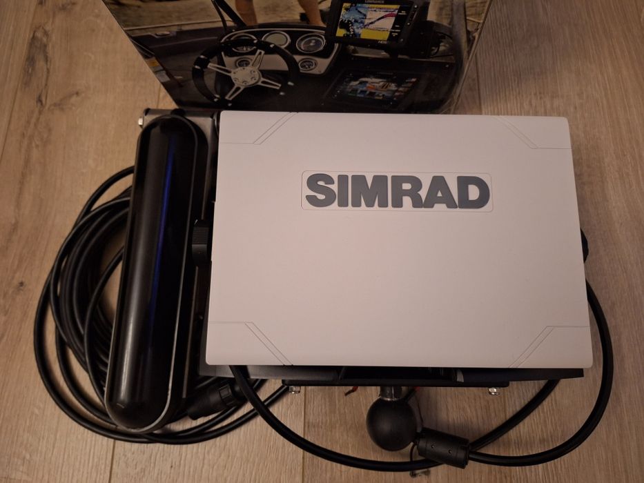 Sonar pescuit Simrad GO9 XSE, sonda Lowrance 3in1
