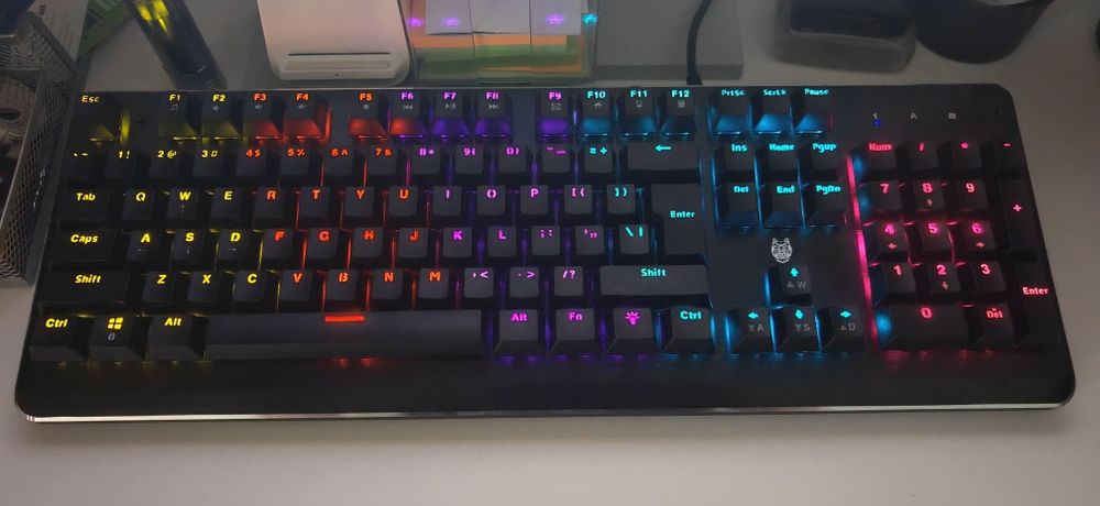 Tastatura mecanica gaming