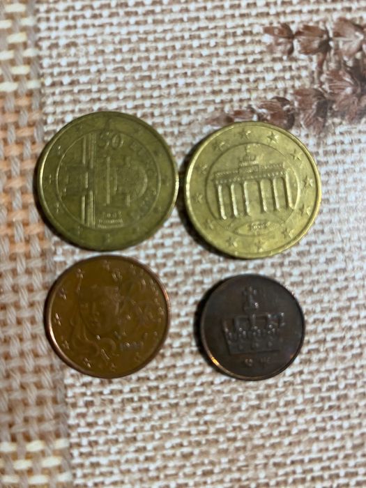 Продавам стари чужди монети