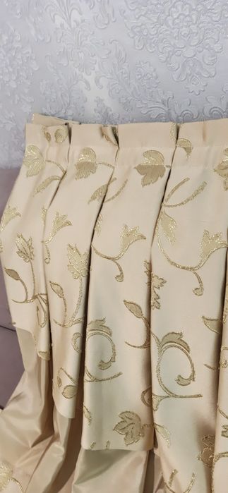 Портьера с ламбрикенои