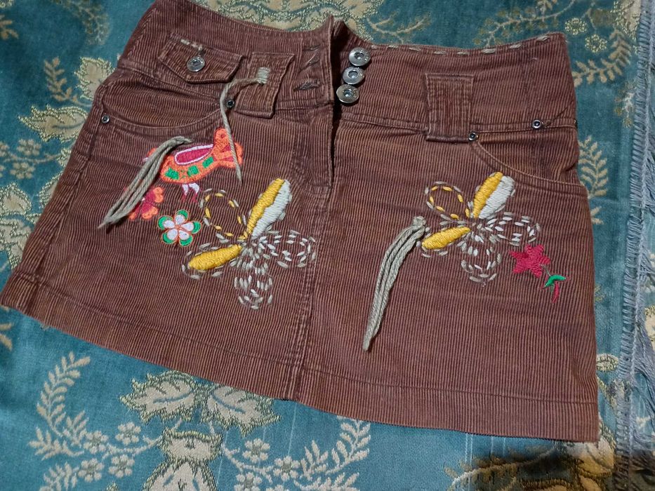 Юбки с вышивкой.   Разные фасоны.