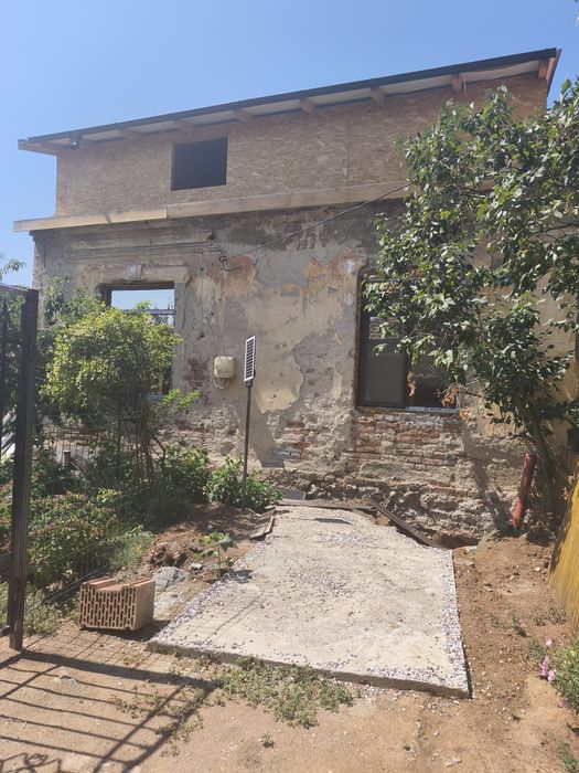 Vând casă!Strada Brâncoveanu 134 b.