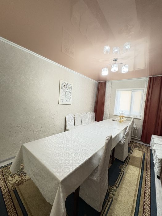 Трансформер стол сатылады 2 шт