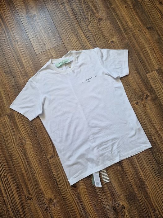 Страхотна мъжка тениска OFF WHITE  размер L / XL,нова