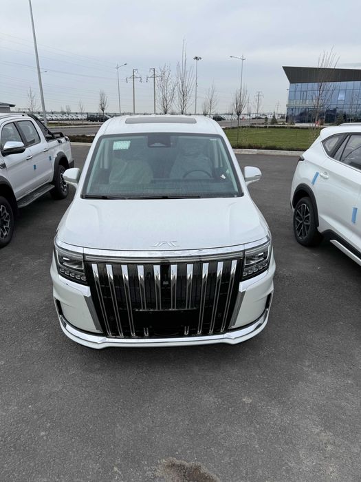 Krasover olish sizni navbatingiz JAC RF8