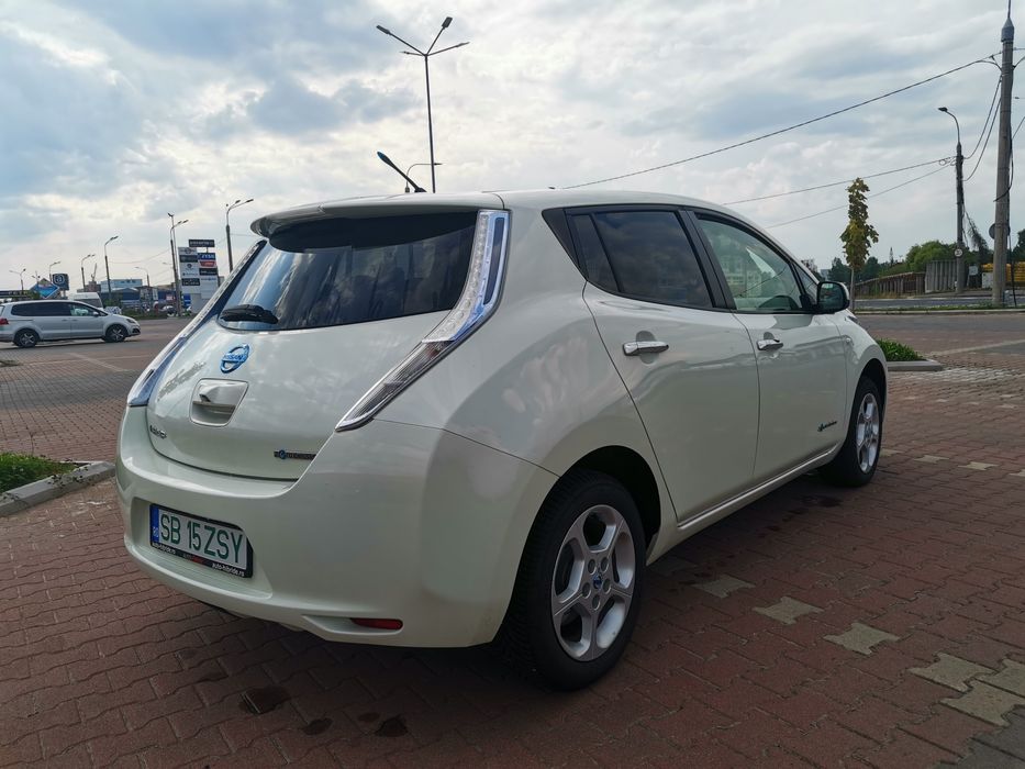 Nissan Leaf electric 2011, baterie schimbata, stare foarte buna