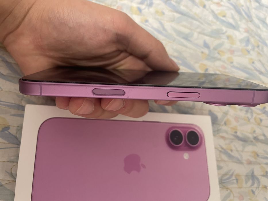 Айфон 16 128гб идеальный