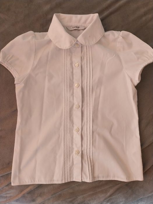 Три броя бели ризи за възраст 5-6 години