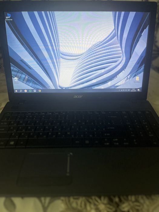 Ноутбук Acer travelmate 5744