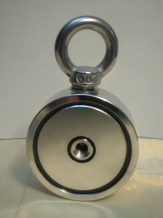 Vând magnet pescuit