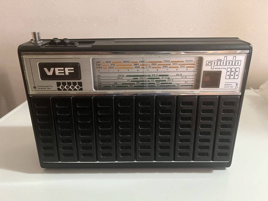 Радиоприемник  Spidola 232