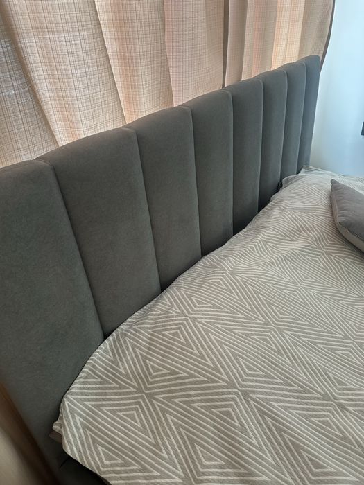 Двуспальный кровать