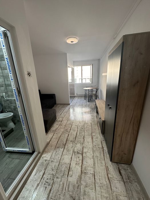 GARSONIERĂ DE ÎNCHIRIAT- Ploiești Sud- Recent renovată, mobilier nou