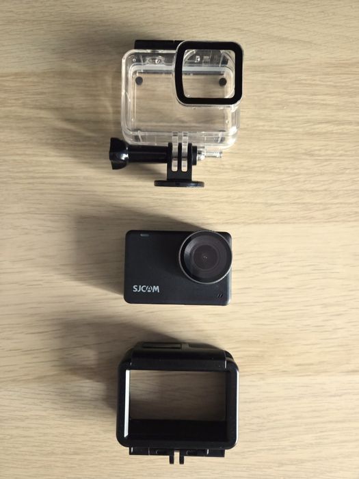 Cameră de acțiune SjCam SJ10x 4k + 2 carcase – stare bună