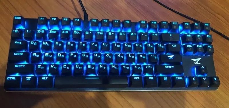 Механическая клавиатура RGB