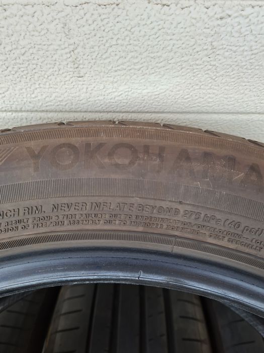 Летни гуми 4 броя YOKOHAMA AdvantSport V107 245 50 R19 дот 3822