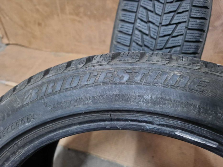 2 Bridgestone R17 225/45
зимни гуми Runflat 
DOT2218
