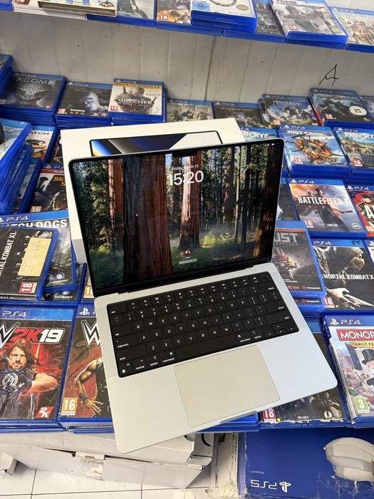 MacBook Pro 14 M1 Pro 16GB 512GB Impecabil Cutie