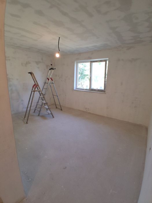 Casa moderna, luminoasa si primitoare in Gruiu - jud. Calarasi, la 50 m de DN4