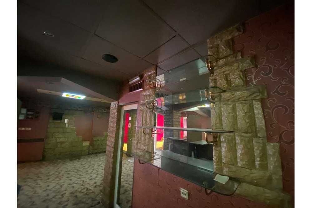 Дава се под наем Магазин в Шумен, Център - 94 кв.м за 1377 € - Снимка #5