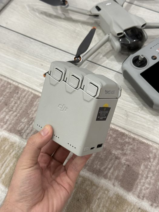 Dji mini 3 fly more (gji rc 2 )