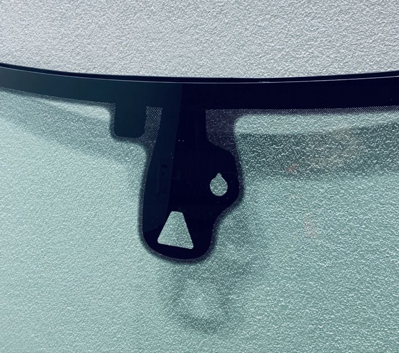 Предно стъкло Jeep Compass 2017+