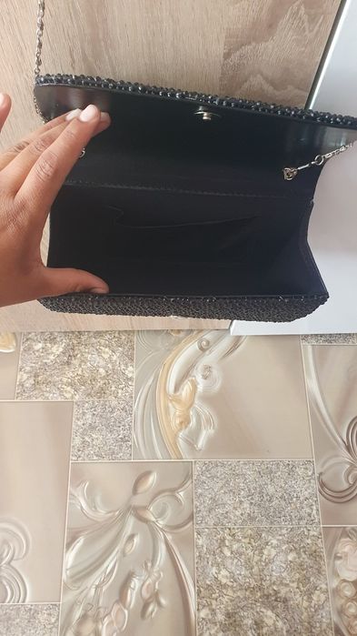 Чанта с камъчета