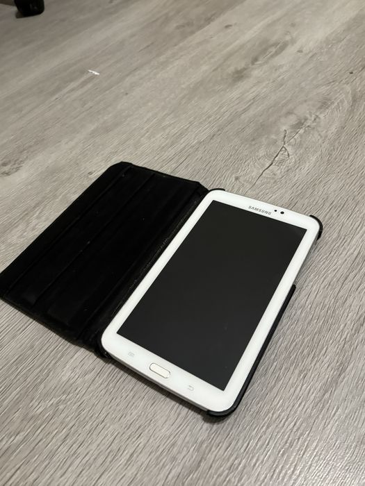 Samsung tab3 lite 8gb cu husa