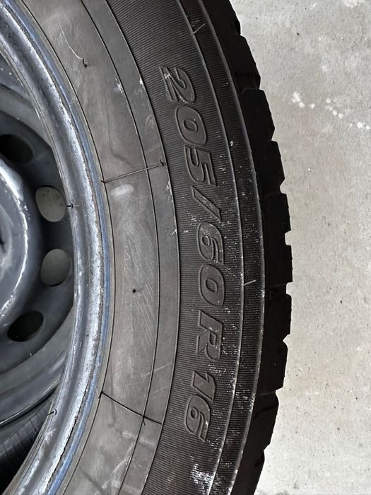 Cauciucuri 205/60R16