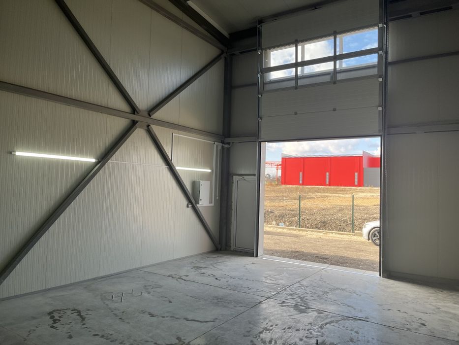 Дава се под наем Промишлена сграда в Варна, м-т Атанас Тарла - 50 кв.м за 408 € - Снимка #3